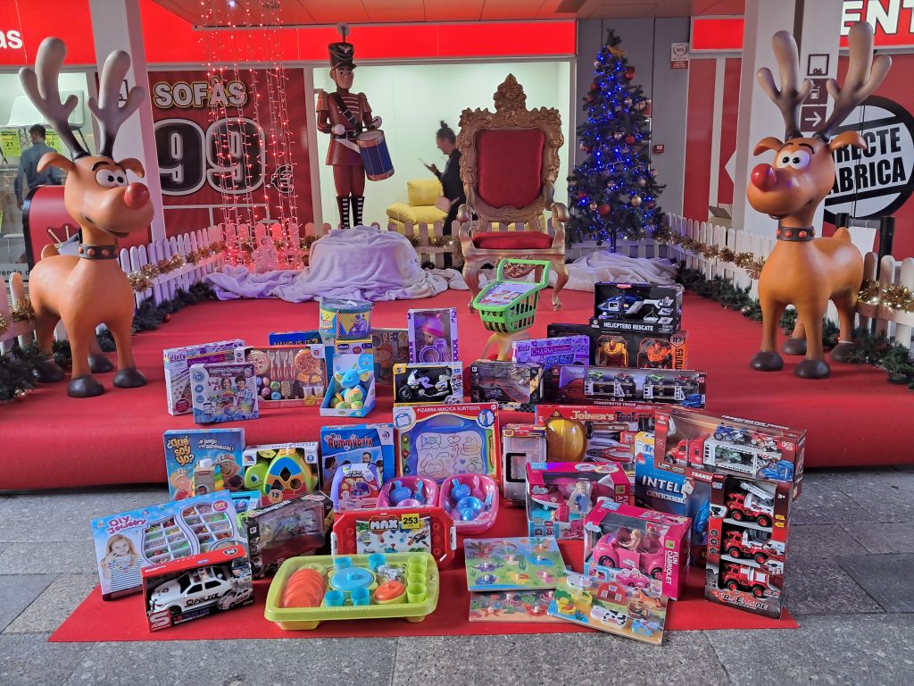 El Pallol col·labora amb Creu Roja Joventut en la campanya de la joguina educativa